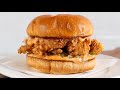 CRISPY CHICKEN BURGER