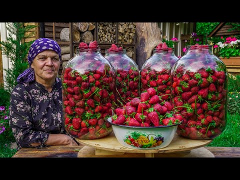 Keeping Strawberries Without Boiling and Freezing for The Winter