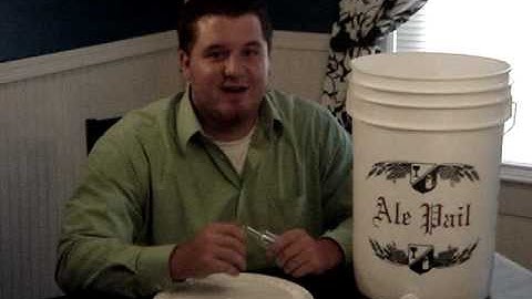 Fermenting Bucket Product Demo / WineGuySupply.com