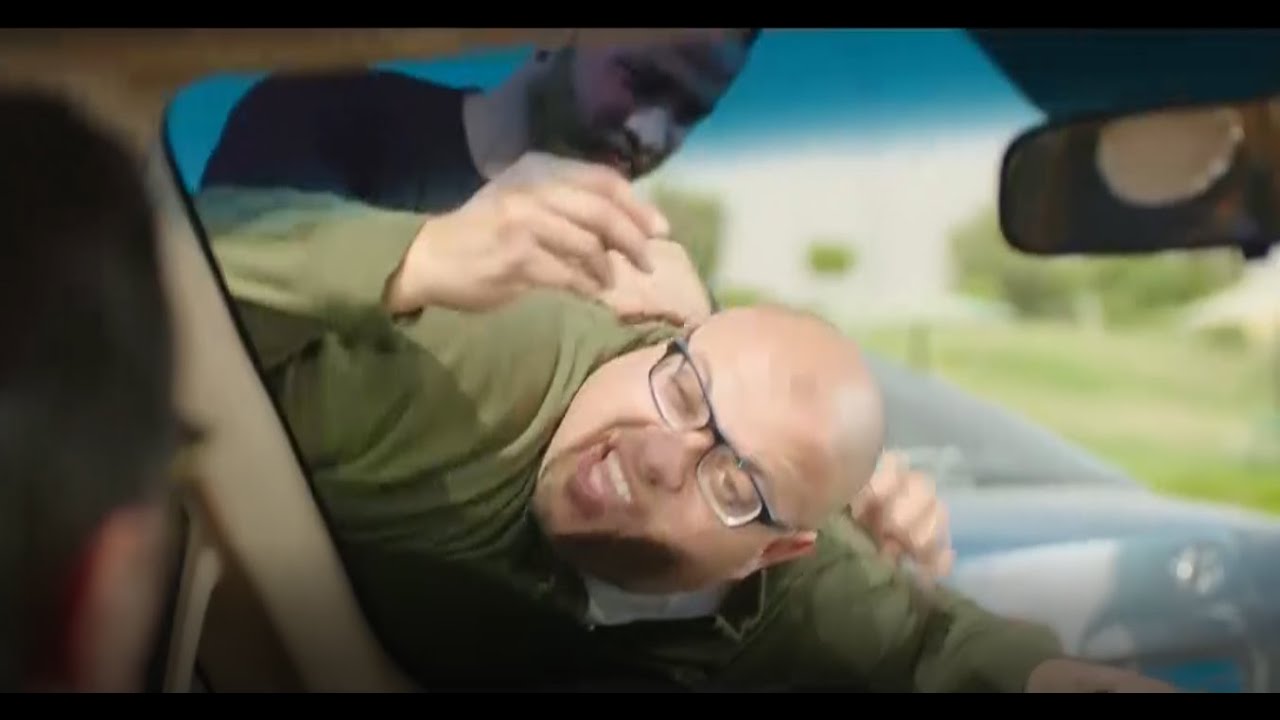 الخايف يموت من الضحك ميتفرجش علي النص ساعة دي ... كوميديا عالمية مع 