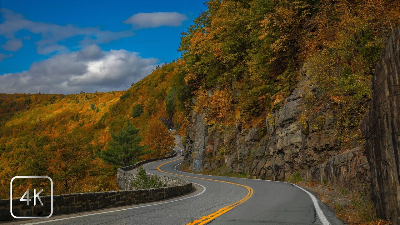 The Hawks Nest Lookout Fall Foliage Upstate New York Driving Tour. 4K