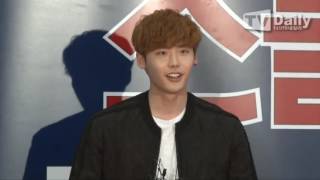 150318 新闻资讯 TVDAILY 《二十》VIP试映会 李钟硕CUT