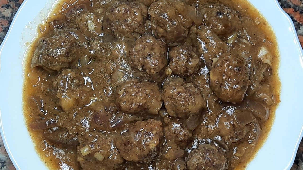 طريقة عمل الكفتة بالبصل المكرمل والصوص البنى