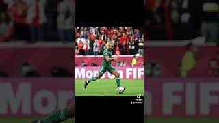 بلايلي منتخب الوطني الجزائري فخر للبلاد