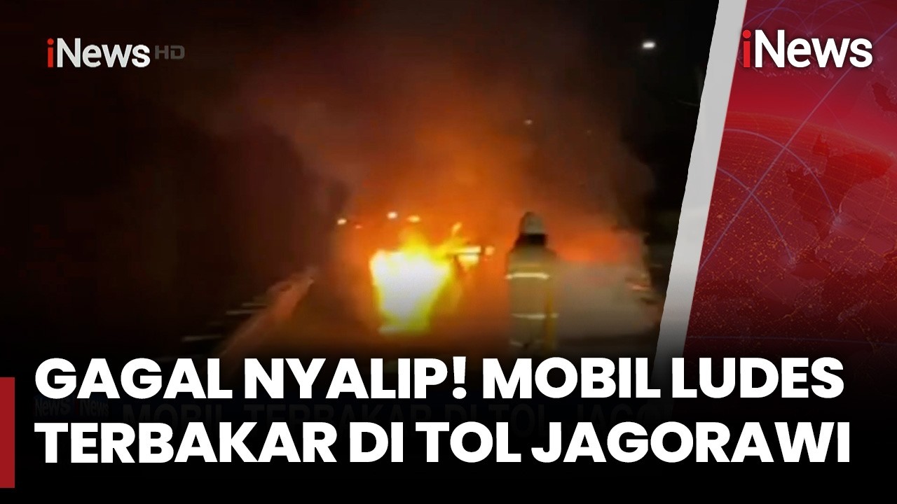 Detik-Detik Mobil Terbalik dan Terbakar di Tol Jagorawi | iNews Siang (4/3)