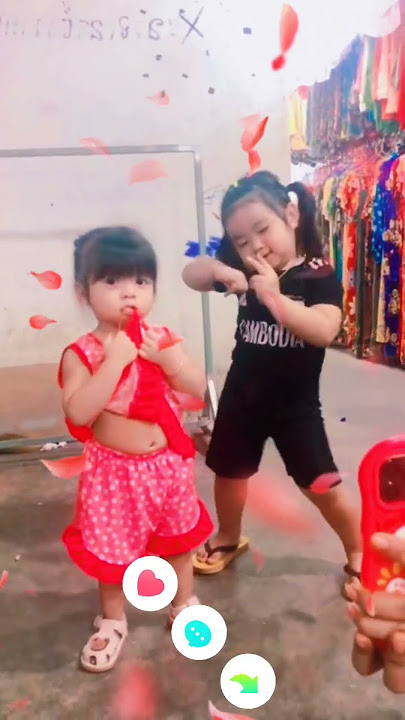 bayi lucu joget dirumah #shortsvideo