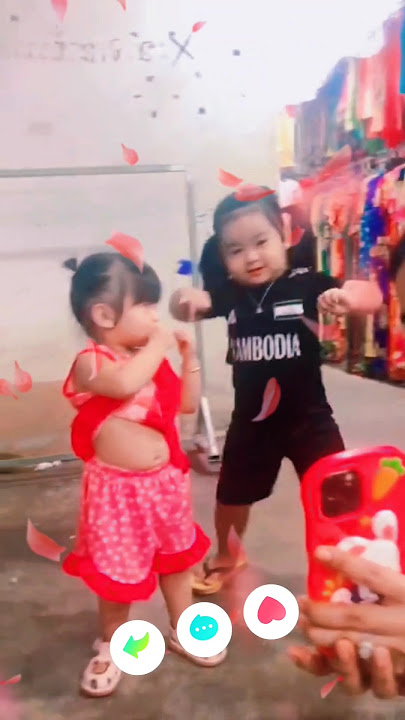 bayi lucu joget dirumah #shortsvideo