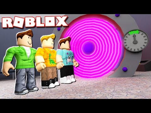 Roblox Adventures - TIME TRAVEL PORTAL TO THE PAST & FUTURE IN ROBLOX! (Crazy Worlds Obby)