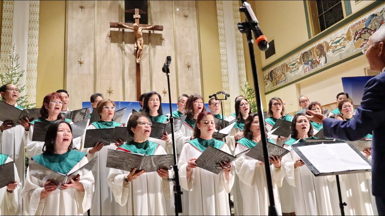 th-n-ca-trong-m-v-ng-gi-ng-sinh-do-ca-o-n-hu-ng-vi-t-gi-o-x-st