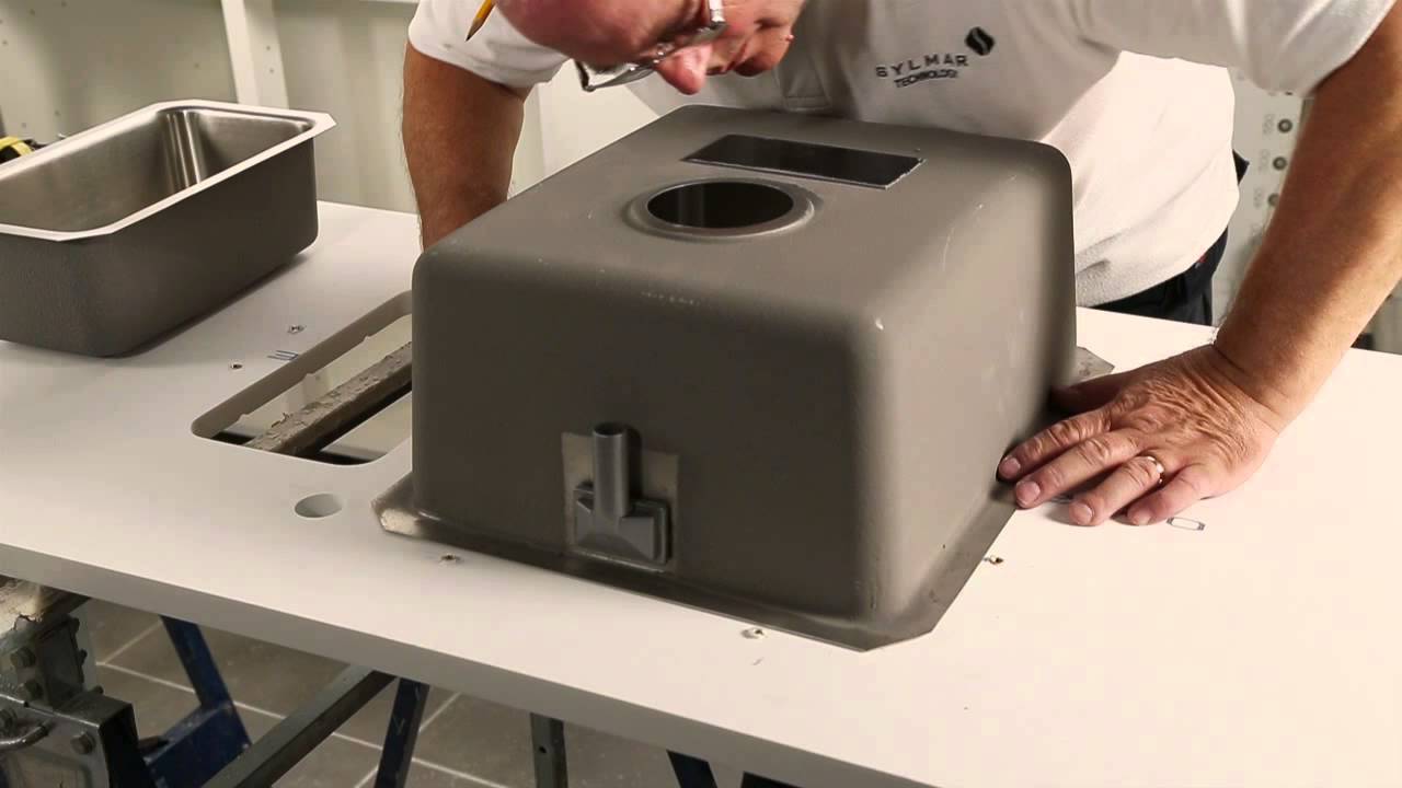 Minerva worksurfaces -- installing undermount sinks