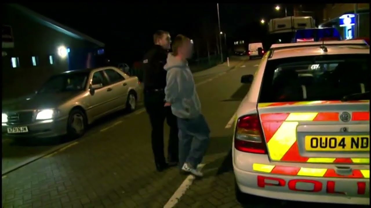 Road Wars - Kid Steals Cop Car - YouTube