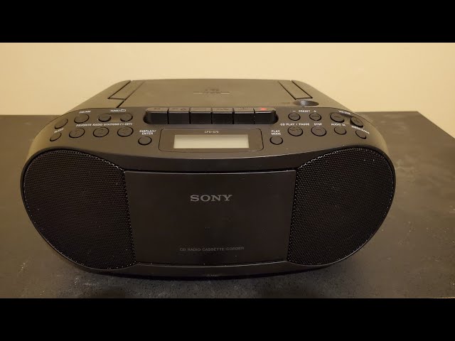 carrera estoy sediento Gran engaño Sony CFD-S70 CD Radio Cassette Recorder Boombox Review - YouTube