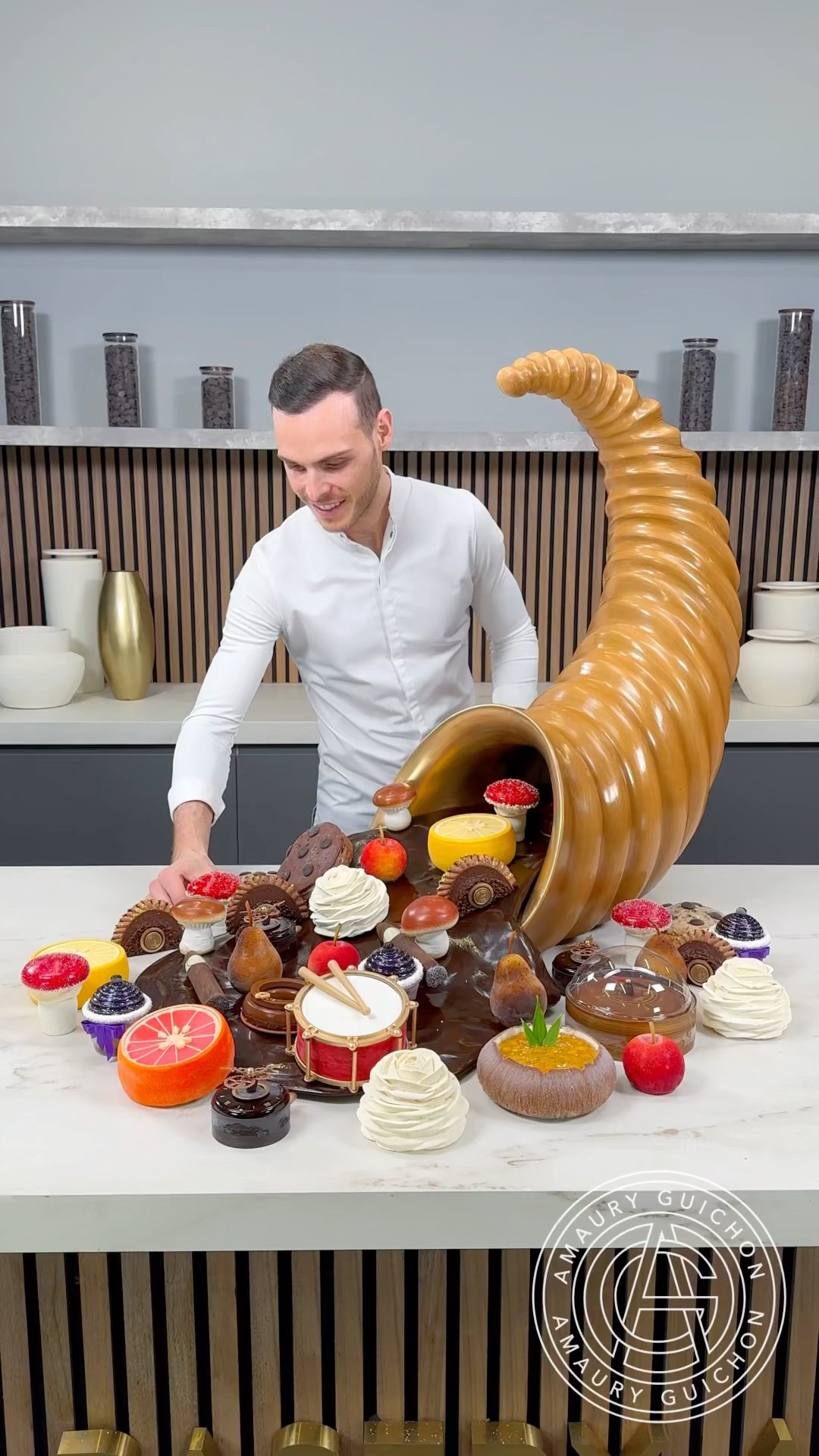 Chocolate Cornucopia! The perfect holiday centerpiece! #amauryguichon #chocolate #holiday