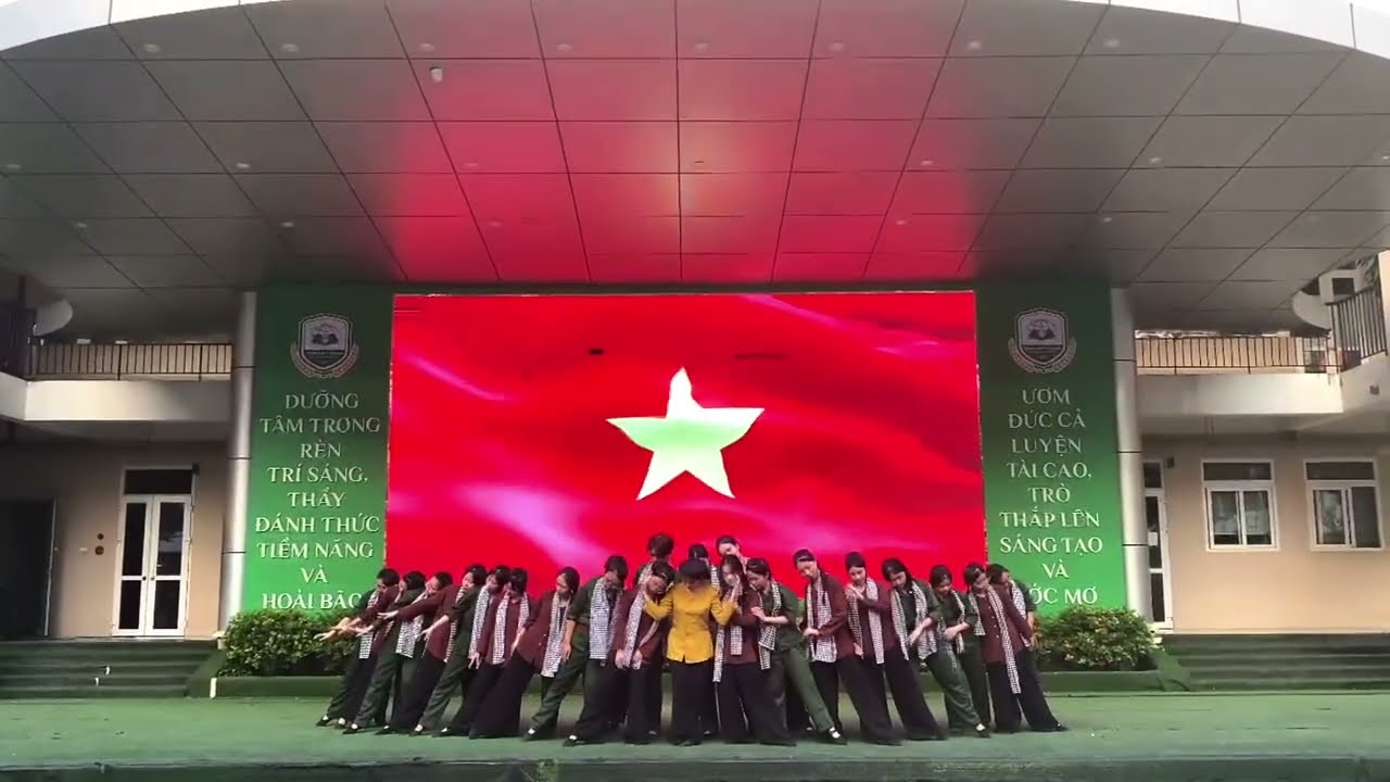 Múa: Nỗi đau giữa hoà bình | C’est la Mia - Biên đạo: Kiều Anh, Phương Anh, Đức Tâm, Hà Anh.
