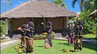 Tari Beriuk Tinjal (Kelas F Kelompok 1)