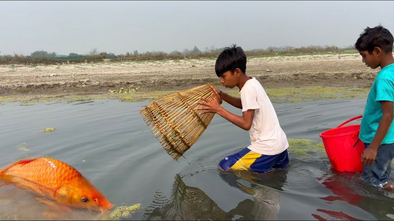 Crazy Village Boy polo Fishing Video 114 | Polo Fishing Video in River | Polo Fishing Video #fishing