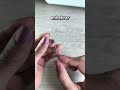 “Cómo usar el enhebrador de aguja manual sin complicaciones”#sewing #costura #sewingtutorial #coser
