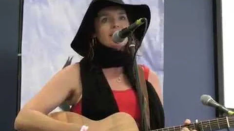 Lisa Couper @ Folk by the Sea 2016