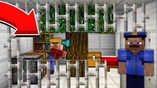 ВЫЖИЛ ОДИН ДЕНЬ В ТЮРЬМЕ В МАЙНКРАФТ 100% ТРОЛЛИНГ ЛОВУШКА MINECRAFT