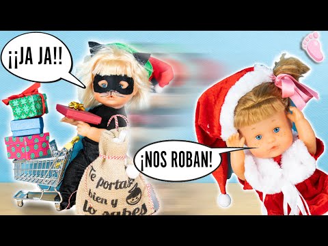😡 Oh no! A Noa y Noe les roban los regalos de Navidad! 🎅🏼 ¡ladrona! No te lleves los juguetes 🧐