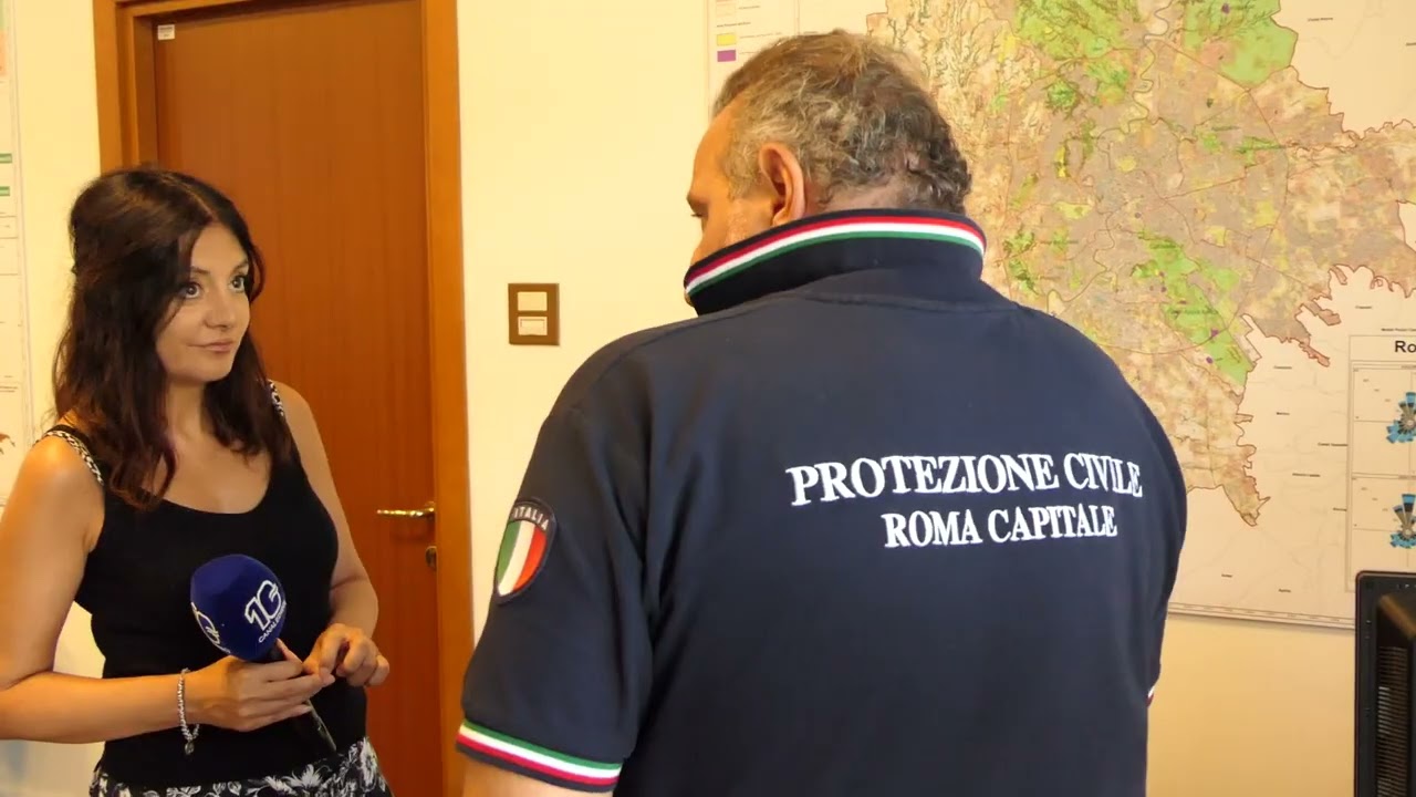 Roma, il super-lavoro della Protezione Civile contro gli incendi - Canale 10