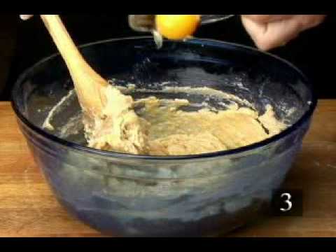 How to Make Chocolate Chip Cookies   eHow com