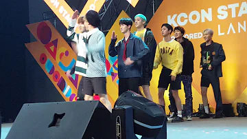 300918 #pentagon - #naughty boy live talk #kconthailand2018