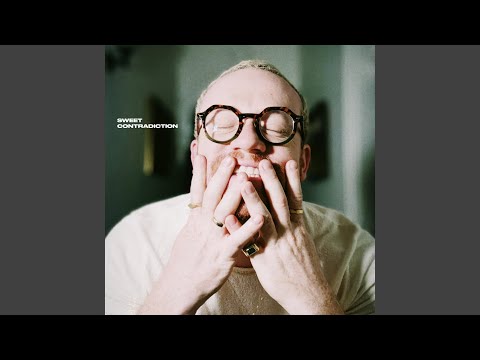 Putar Sweet Contradiction - Sam Fischer