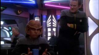 DS9 Nog borrows Sisko's desk (Treachery, Faith, and the Great River)