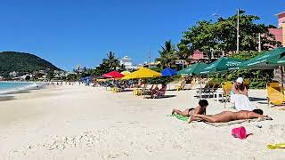 Tatil Gününde Bombinhas Plajında Sakinlik-Brezilya