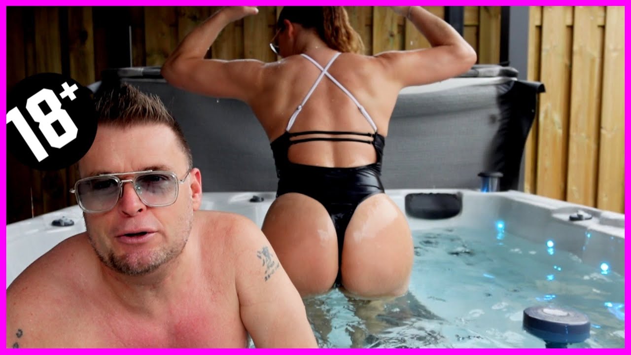 EXCLUSIVE F2F CREATORS ☑️ Talkshow Bash! Sarah & Fish Collab? 🍑🍆 Jacuzzi 18+ Q&A 💦 