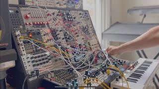Ambient synth with CEM3320 filters