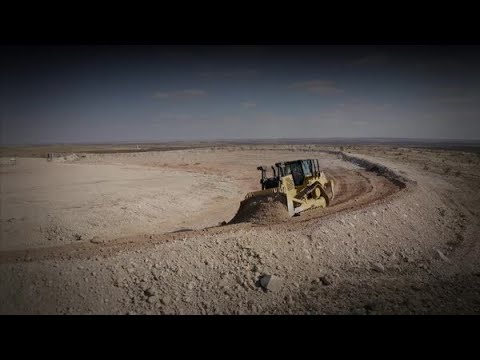 Cat® D7 Dozer Using Grade Technology