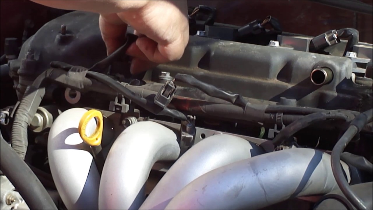 Toyota Corolla Replacing Fuel Injector Code P0301 - YouTube