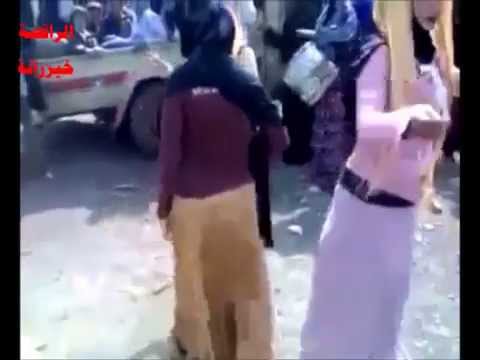 رقص يمنيات الراقصة خيزرانة من روائع الرقص اليمني نادر جدا - YouTube