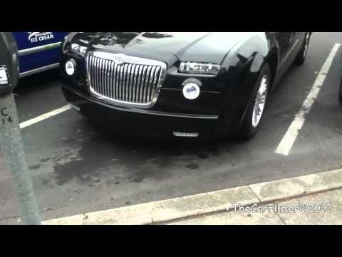 chrysler-300-with-rolls-royce-kit