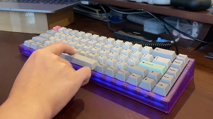 Typing test with HK Gaming Modern Dolch Light PBT keycaps & comparison with GMK keycaps