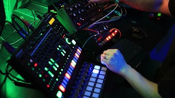 140 Bpm Raw Techno Jam - Roland TR8S, Moog DFAM, Eowave Qadrantid Swarm. 4th of March 2024.