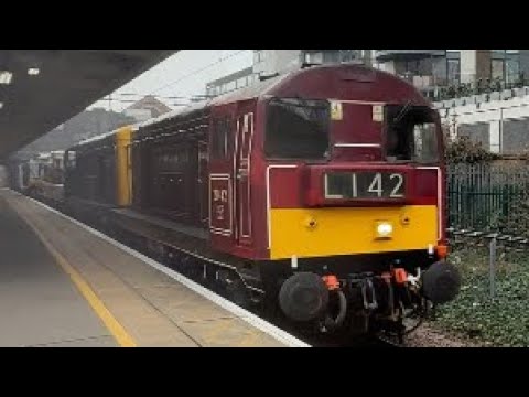 Doubleheader class 20s pulling the Balfour Beatty crane through Barking station.