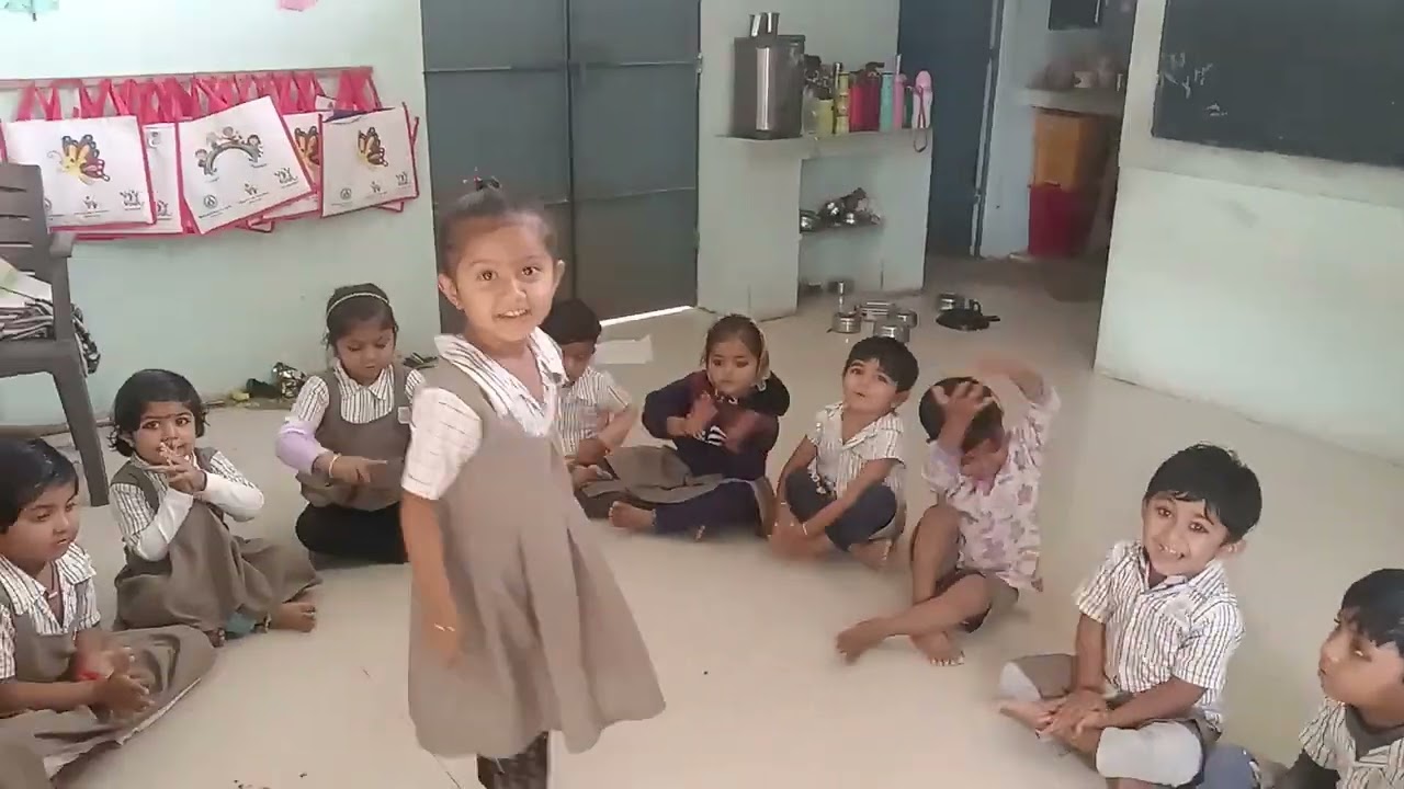 આજે બાળકો યે વાર્તા સંભળાવી || #બાલગીત #બાળવાર્તા #newvideo #trending #balmandir #newvlog 