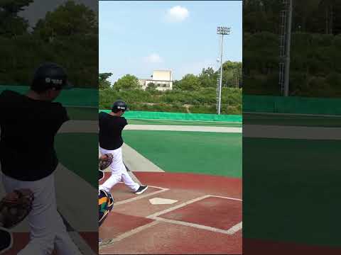 투수 이대형의 공을 칠 수 있을까? 대박ㅋㅋㅋㅋㅋ