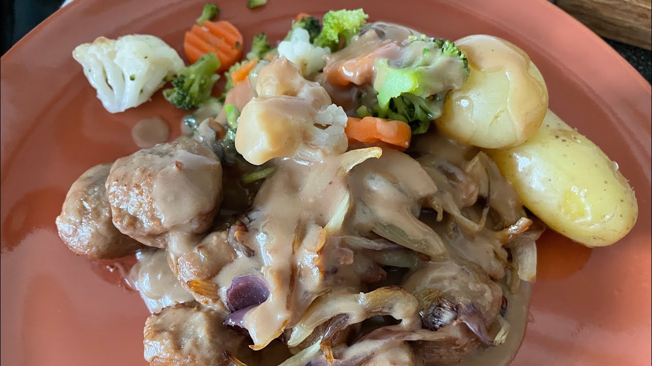 Norwegian meatballs with brown gravy kjøtkaker YouTube