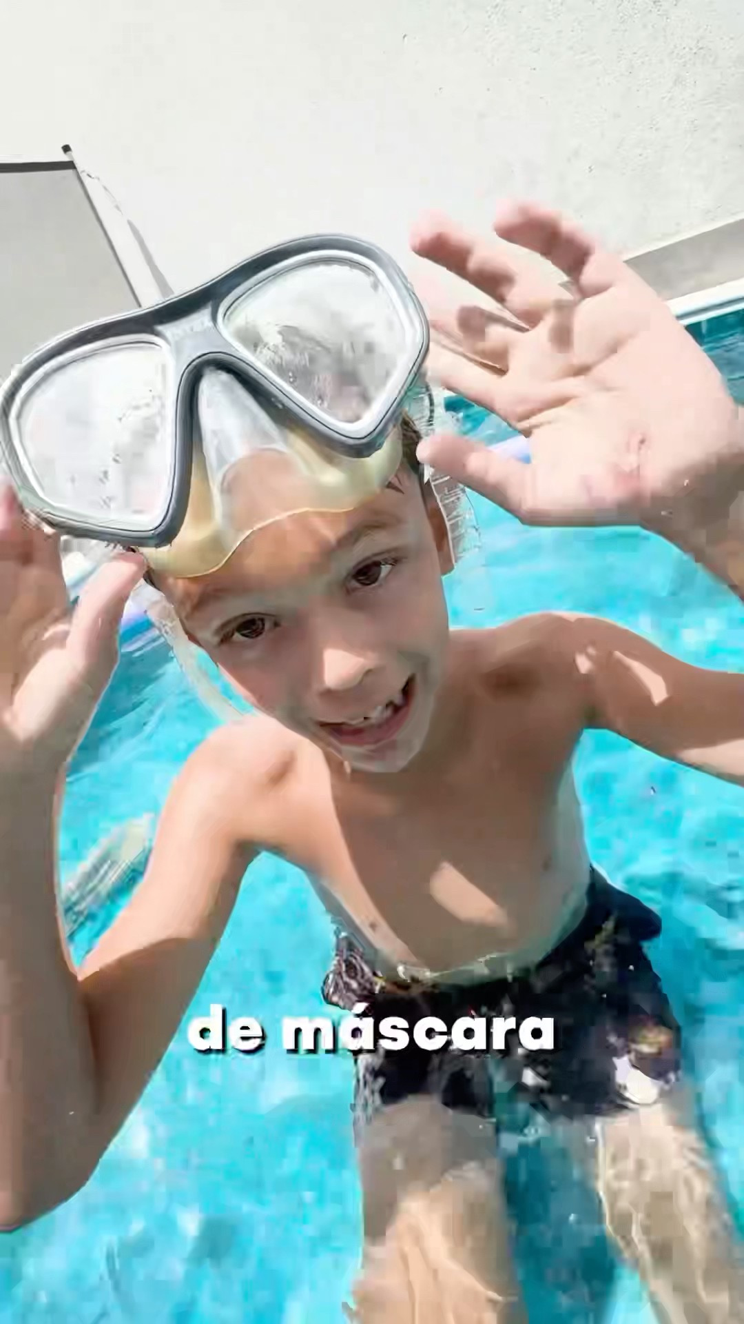 Tipo de pessoas na piscina #shorts