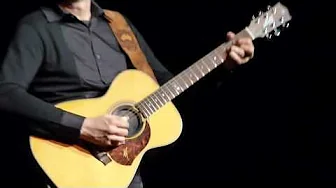 Tommy Emmanuel - Smokey Mountain Lullaby - TommyFest 2012 KY Tommy Emmanuel - Smokey Mountain Lullaby - TommyFest 2012 KY