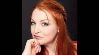 Josephine Gillan Sauvée De La Prostitution Par Game Of Thrones