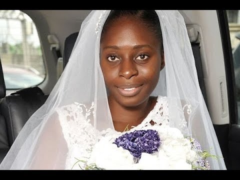 Vidéo: La Mariée A Refusé Le Maquillage Professionnel Et L'a Grandement Regretté: La Fille S'est Maquillée Elle-même, C'est Pourquoi Son Marié Est Entré En Conflit