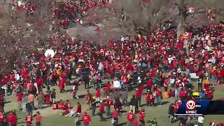 Chiefs parade shooting timeline: Footage confirms first gunshots