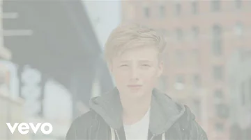 Isac Elliot - Are You Gonna Be My Girl