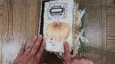 two Autumn Junk Journal flip through