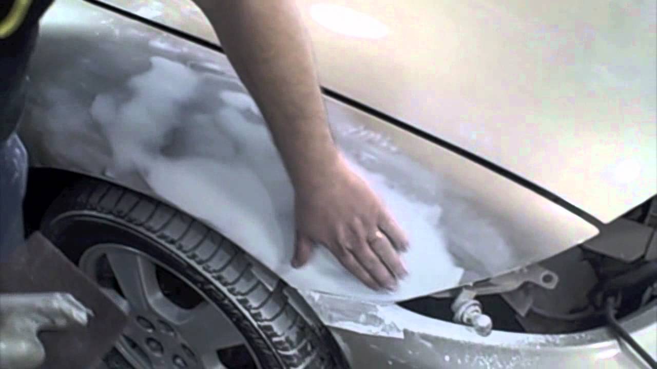 How to Repair a Scratch on a Car with Putty, Putty on Car, Applying Putty